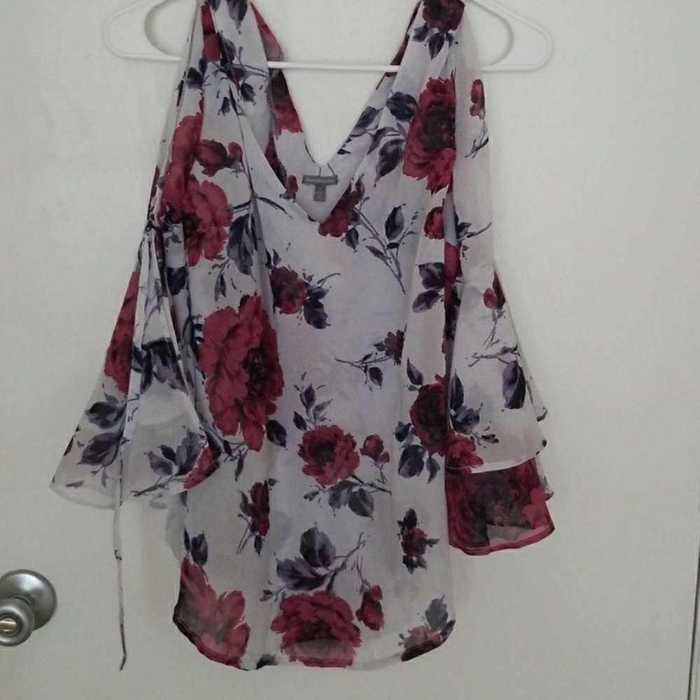 Tied Shoulder Long sleeve